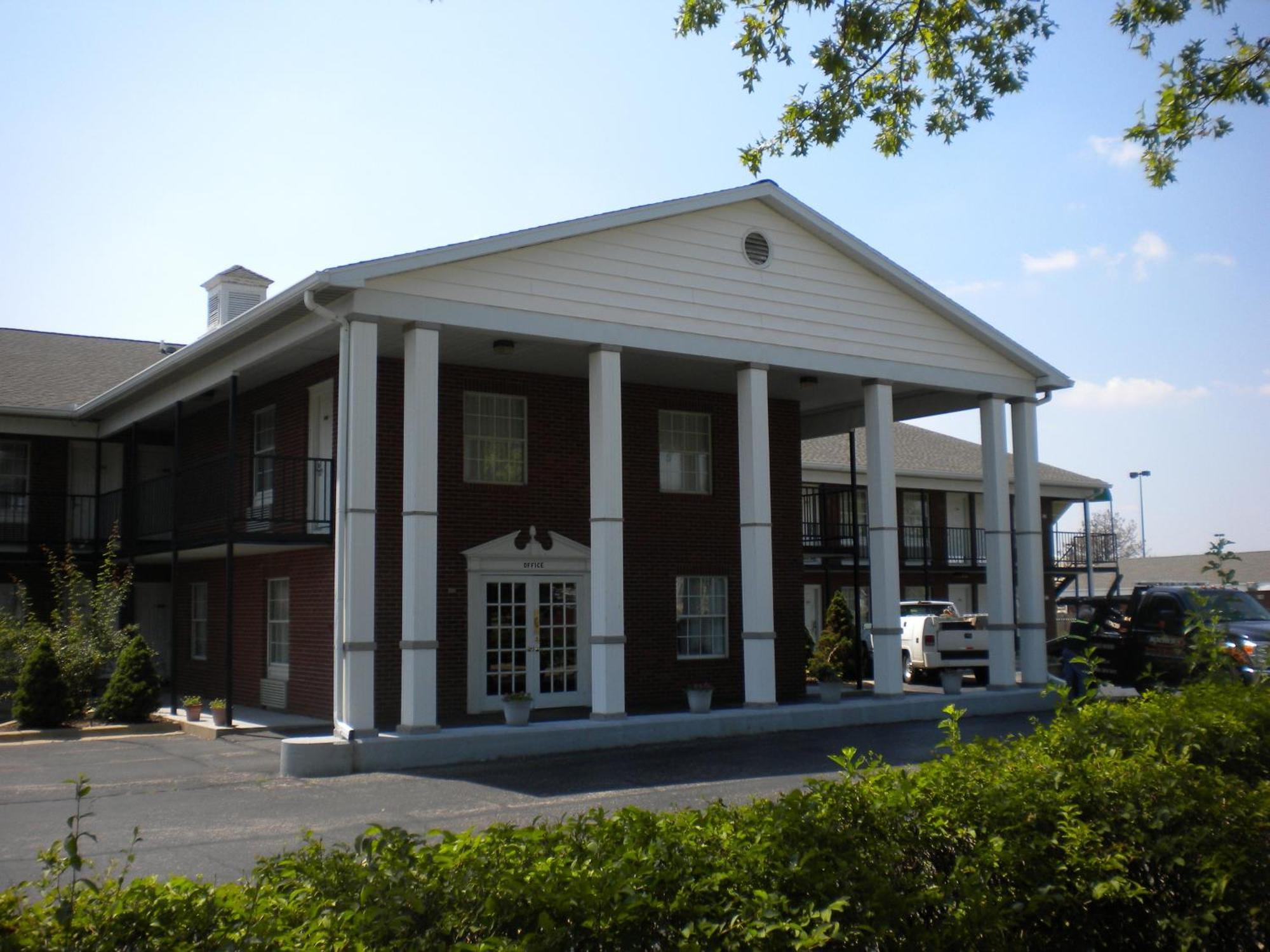 First Heritage Inn Rantoul Extérieur photo